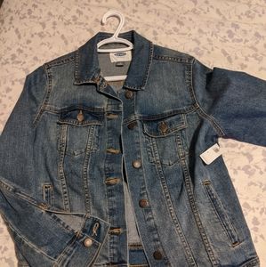 Denim jacket-brand new old Navy size M